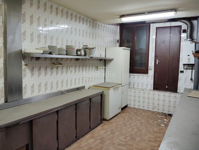 Foto f40030ad-b01b-4aa2-82f6-d0e658305dc2. Locale commerciale con riscaldamento in Centre Hospitalet de Llobregat (L´)