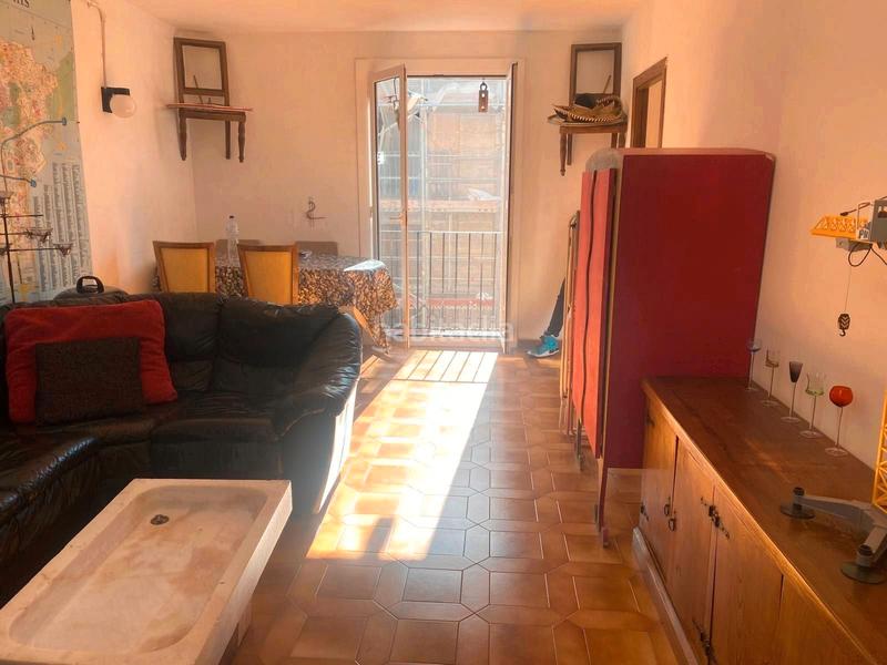 Foto b75d84f6-9cbe-4e5c-a011-c4a55690b71b. Piso se vende piso en uno de los barrios mas emblematicos en Barcelona