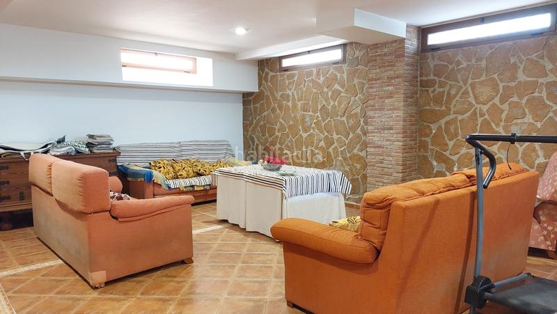 Foto 55be7fe3-6b46-4f5b-8378-ae0a5a989cab. Chalet mit kamin heizung parking pool in Beniaján Murcia