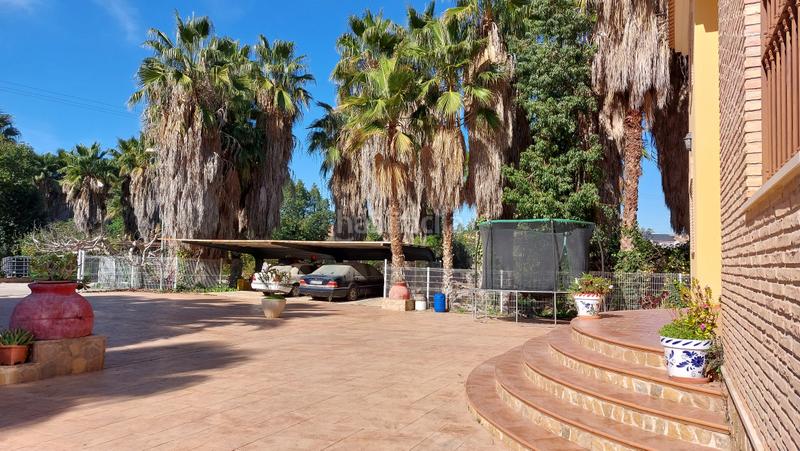 Foto a8f2a21c-6cac-4d64-ab64-8652963e3f2e. Xalet amb xemeneia calefacció aparcament piscina a Murcia