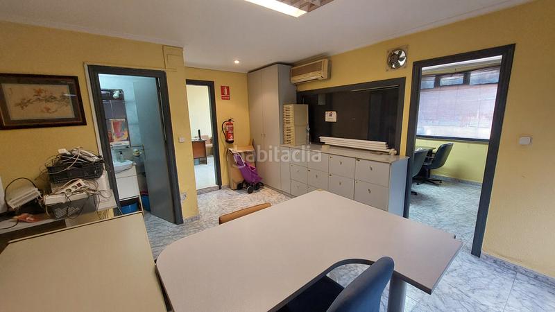 Foto b5d359a8-bcec-446a-9a26-af042d5a5f7e. Rent business premise in calle escuelas 5 in Beniaján Murcia