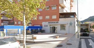 Local Comercial en Avenida huerto san blas 37. Venta de supermercado con s�tano-garage y amplias terrazas