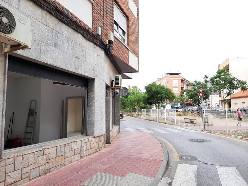 Foto c9f6c3ca-054f-48c2-91de-5f4b4fcf1ed4. Alquiler local comercial en calle san francisco 1 en Murcia