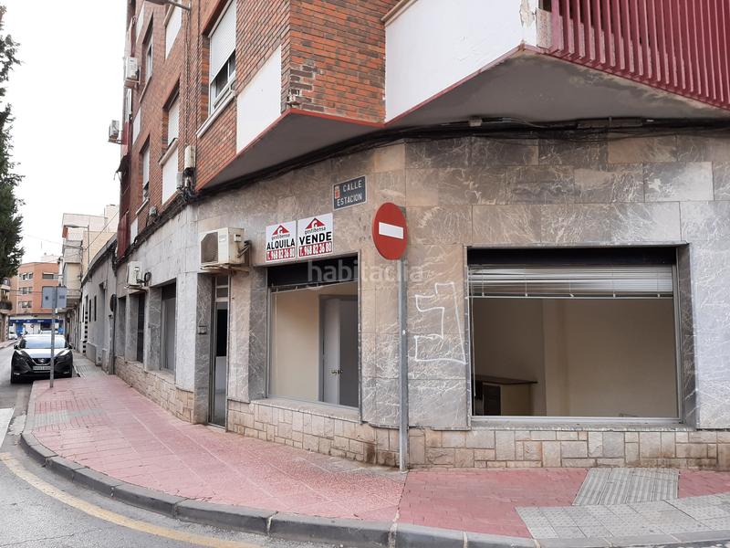 Foto d6276867-1cca-4121-9d88-fb5462d9314e. Location local commercial dans calle san francisco 1 dans Murcia