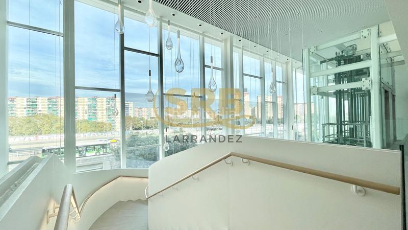 Foto 6b859ca4-759f-49e9-9156-f215671d2de7. Location bureau avec chauffage parking dans Santa Eulàlia Hospitalet de Llobregat (L´)