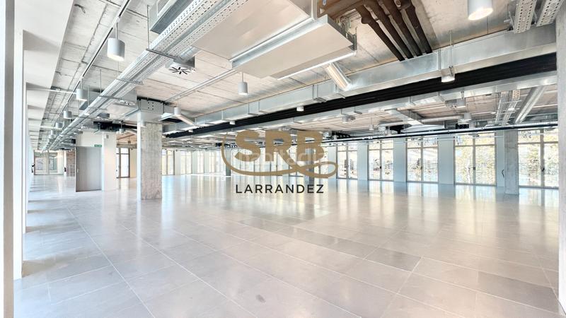 Foto 68131690-8d27-4481-a824-72294d0313db. Rent office space with heating parking in Poblenou Barcelona