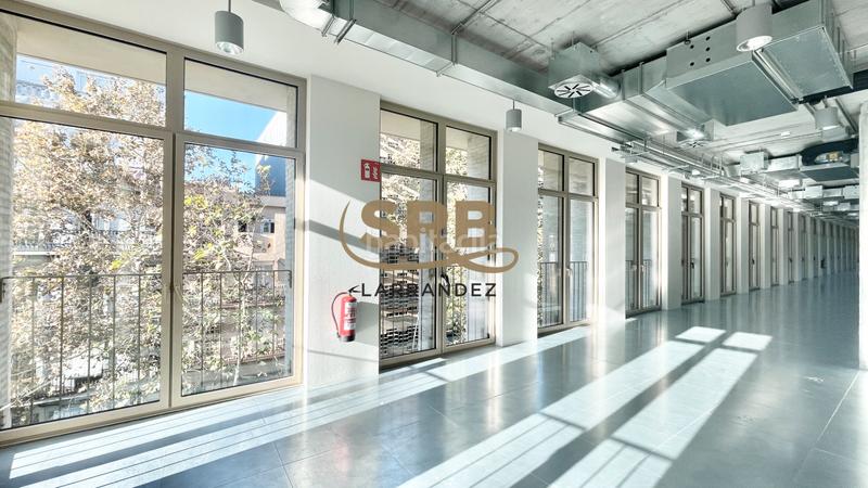 Foto 8fbd1a5c-6c5f-47a1-bd5d-23614ff5d904. Rent office space with heating parking in Poblenou Barcelona