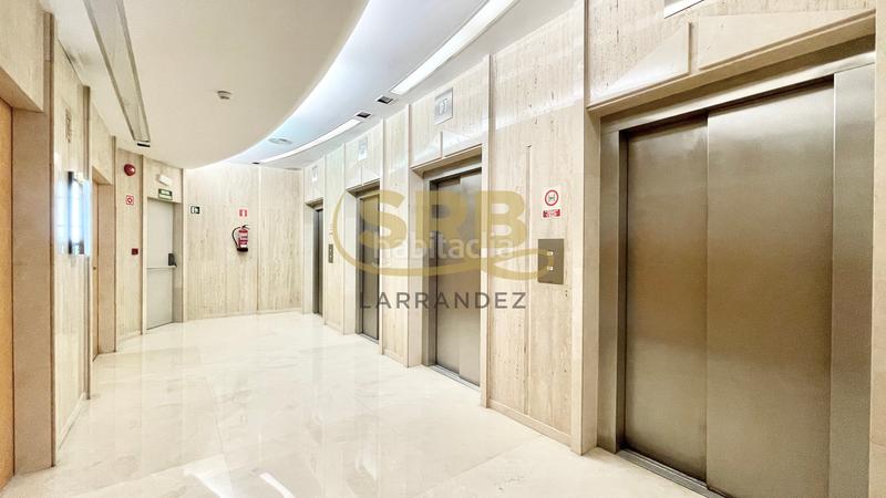 Foto f4c0e41f-e434-400f-ae81-8492842907c8. Miete büro mit heizung parking in Hostafrancs Barcelona