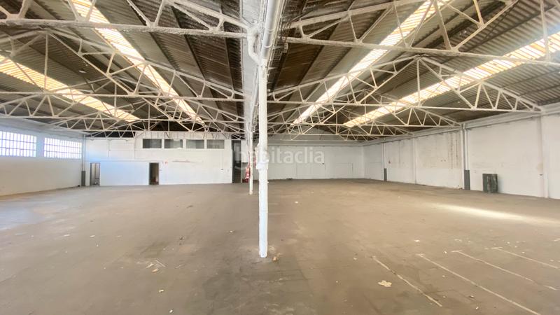 Foto 60e5fad8-657f-433e-953a-e69c5b085d79. Lloguer nau industrial a Zona Industrial Barberà del Vallès