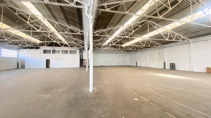 Foto ab5425e2-0277-411e-93fe-662098d33d0a. Rent industrial building in Zona Industrial Barberà del Vallès