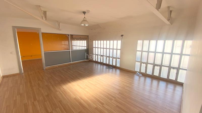 Foto eb2fdc53-a628-4a4a-bd15-a53312e64862. Rent industrial building in Zona Industrial Barberà del Vallès