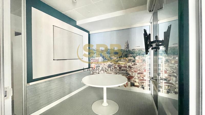 Foto 79c100ec-943c-4c1f-98ee-03de2617bb64. Location bureau avec chauffage dans Dreta de l´Eixample Barcelona