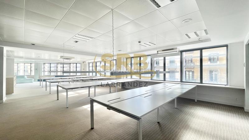 Foto fb72954b-3167-40f5-be15-0a8a52b4eb84. Miete büro mit heizung in Dreta de l´Eixample Barcelona