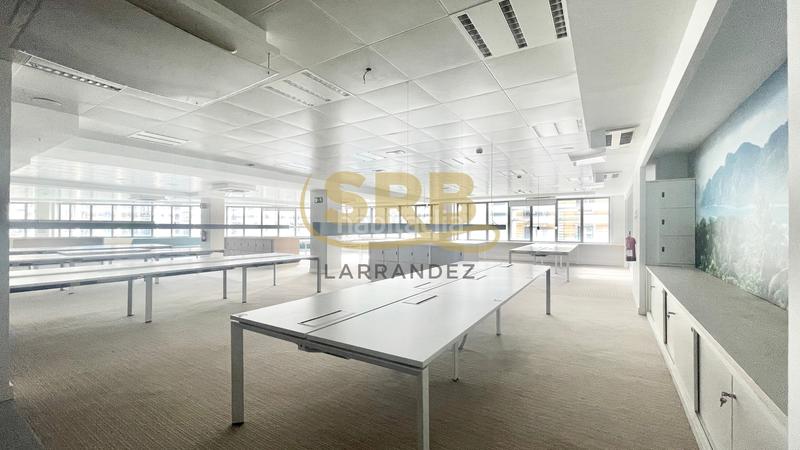 Foto 6c192ce9-cce5-4de9-b31b-b09a8d3e734b. Rent office space with heating in Dreta de l´Eixample Barcelona