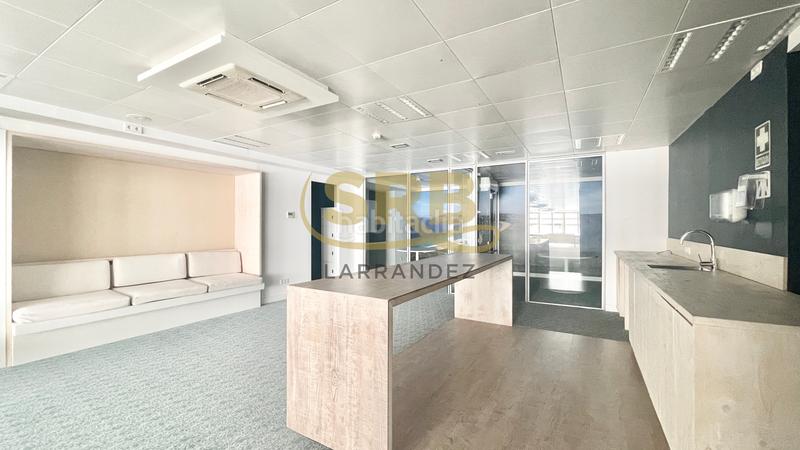 Foto dae135ea-11e5-49d5-b22f-683e9b8d5952. Rent office space with heating in Dreta de l´Eixample Barcelona