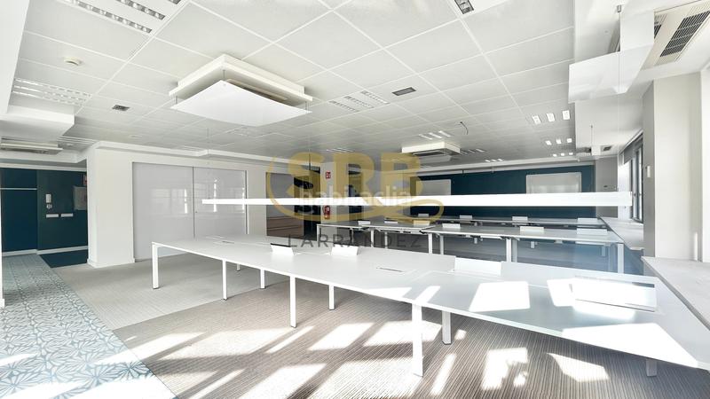 Foto ff0c9b57-527c-4ca3-9c28-f7c51f402d65. Rent office space with heating in Dreta de l´Eixample Barcelona