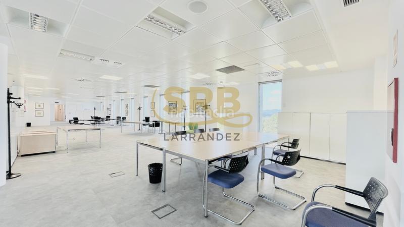 Foto c6e3c6de-2c8d-433b-b1c9-f32cc56433f9. Affitto ufficio con riscaldamento parcheggio in Volpelleres Sant Cugat del Vallès