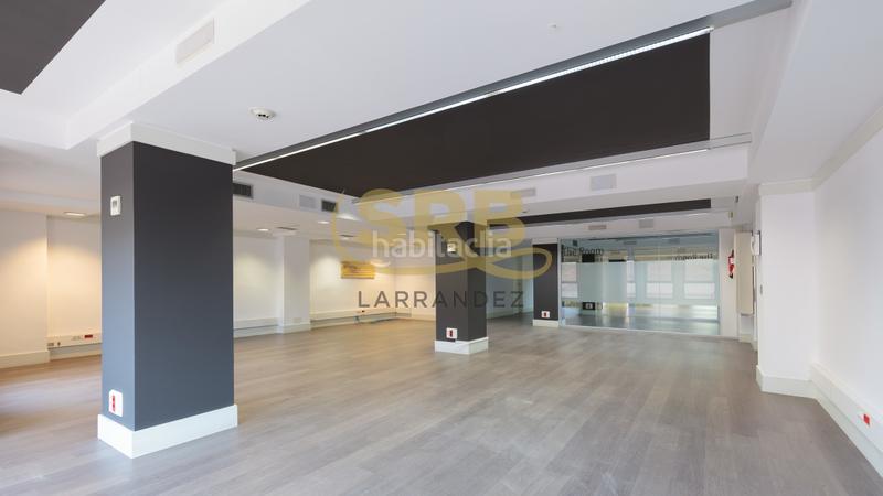 Foto 4c5ad209-bed9-43d9-afd1-4788d47fefb3. Affitto ufficio con riscaldamento parcheggio in La Nova Esquerra de l´Eixample Barcelona