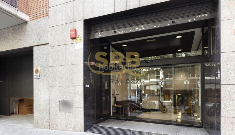 Foto ec6dc228-a9d5-4c08-9cdc-ea53e5e9d9d4. Lloguer oficina amb calefacció aparcament a La Nova Esquerra de l´Eixample Barcelona