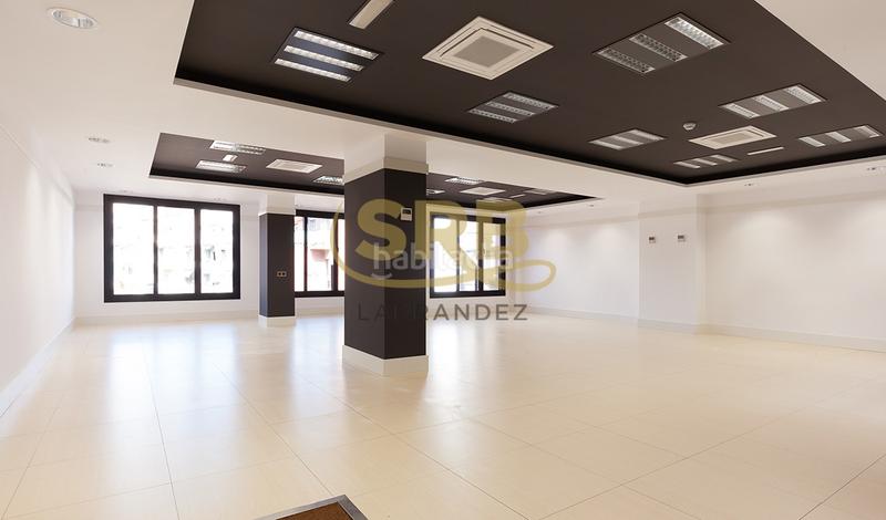 Foto e7bb6b76-7dea-492e-82a3-a0c7a585bac2. Location bureau avec chauffage parking dans Sant Ramon - Maternitat Barcelona