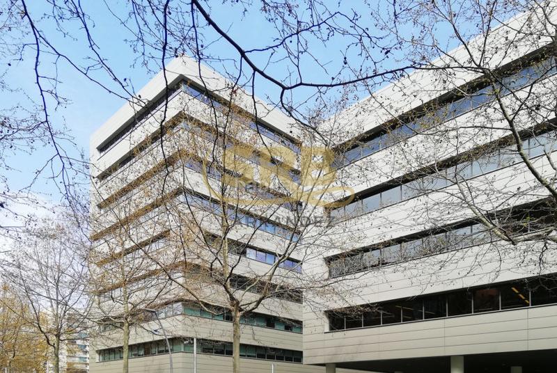 Foto 98ba7403-21bd-4826-a9fa-756914713f21. Rent office space with heating parking in Diagonal Mar i el Front Marítim del Poblenou Barcelona