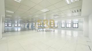 Lloguer Oficina  N/a. Oficinas en el centro de barcelona, diáfanas y luminosas