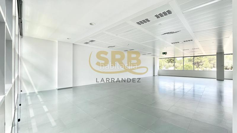 Foto 32980cfb-2932-469c-b78d-bd0d1dc074a7. Rent office space with heating parking in Volpelleres Sant Cugat del Vallès