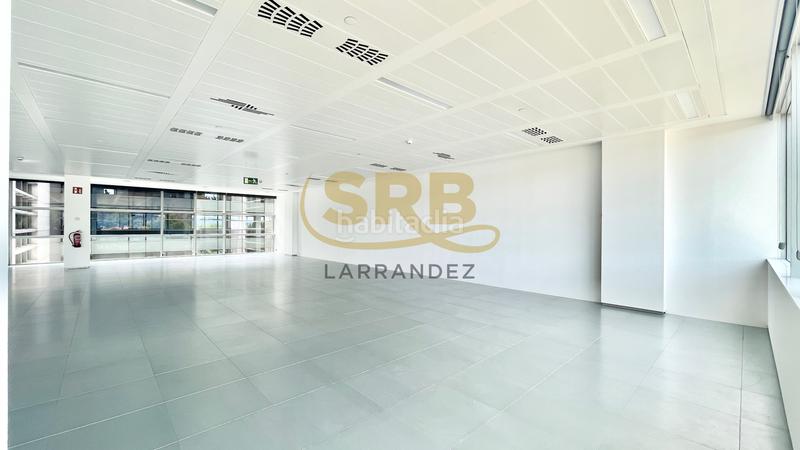 Foto 90591f9b-3c74-4654-8ead-e981e6da5cc8. Rent office space with heating parking in Volpelleres Sant Cugat del Vallès