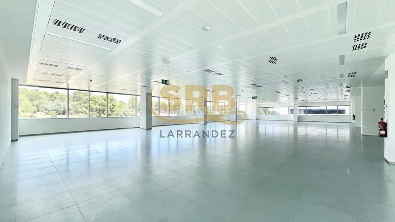 Foto 9c6b789c-2117-406d-97fe-8ffe774c7bef. Rent office space with heating parking in Volpelleres Sant Cugat del Vallès