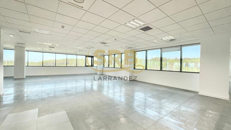 Foto b88750c4-bb8f-473c-8e01-73ac6b4dde1f. Alquiler oficina varias superficies disponibles en can sant joan, en Sant Cugat del Vallès