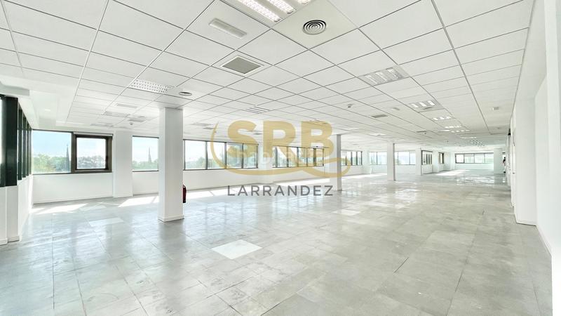 Foto 605a3885-058b-4c9b-b88f-2592bd1429ac. Rent office space with heating parking in Volpelleres Sant Cugat del Vallès