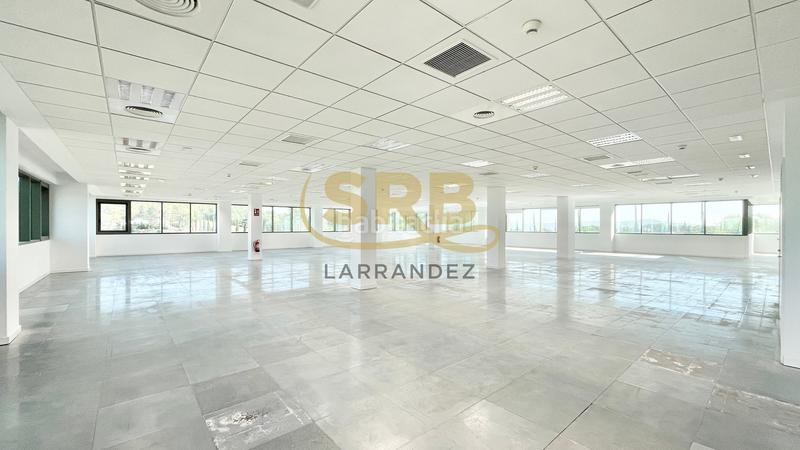 Foto 87d06891-cdfa-4e0a-a0f3-f77b55166167. Rent office space with heating parking in Volpelleres Sant Cugat del Vallès