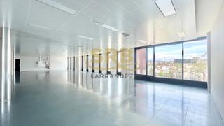 Location Bureau  Carrer del treball. Oficinas muy luminosas, y diáfnas, en 22@, el hub tecnológico de