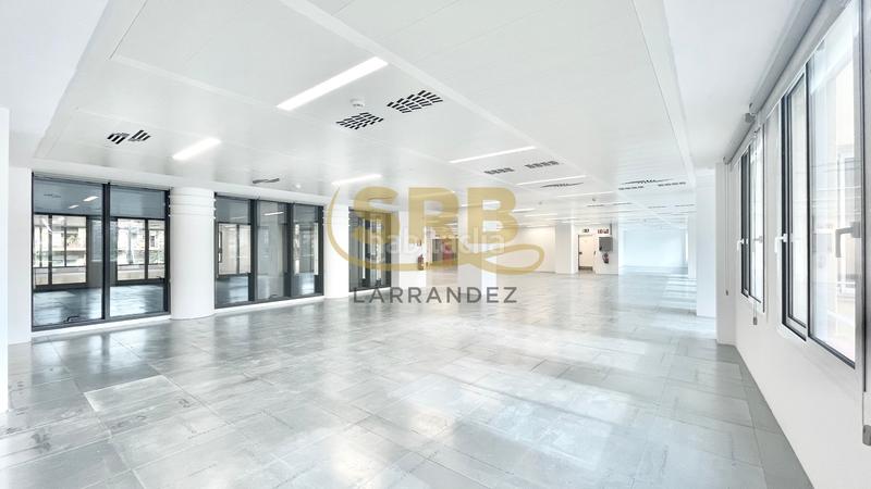 Foto 7956f950-715a-4668-b99a-195b07de3f84. Alquiler oficina  diáfana, muy luminosa, situada en calle numancia / berlín (zona de Sants) en Barcelona
