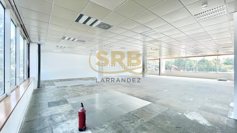 Foto 3fb78cea-c1d5-4c5a-985d-b42dbdd056db. Lloguer oficina amb calefacció aparcament a Volpelleres Sant Cugat del Vallès