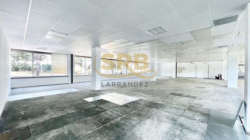 Foto 4a7df225-b8ff-48dd-9e8e-0ccf02c82184. Lloguer oficina amb calefacció aparcament a Volpelleres Sant Cugat del Vallès