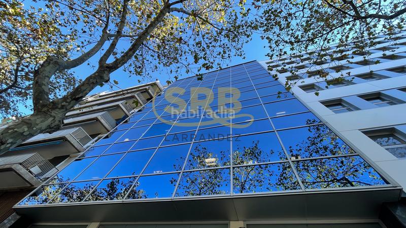 Foto e318e280-7a86-46dd-b005-371c904e5b80. Miete büro mit heizung parking in La Nova Esquerra de l´Eixample Barcelona