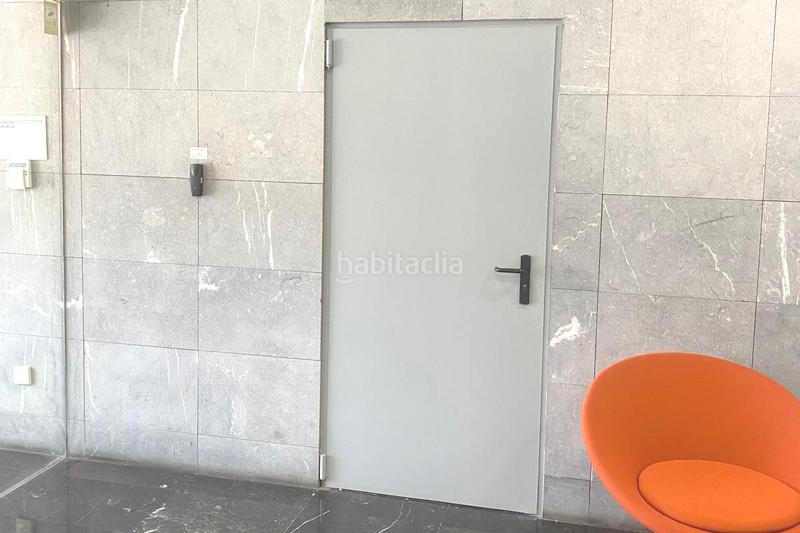 Foto a589a1ec-926b-465f-beb0-2fdf790b34e4. Miete fabrikhalle in Centre Hospitalet de Llobregat (L´)