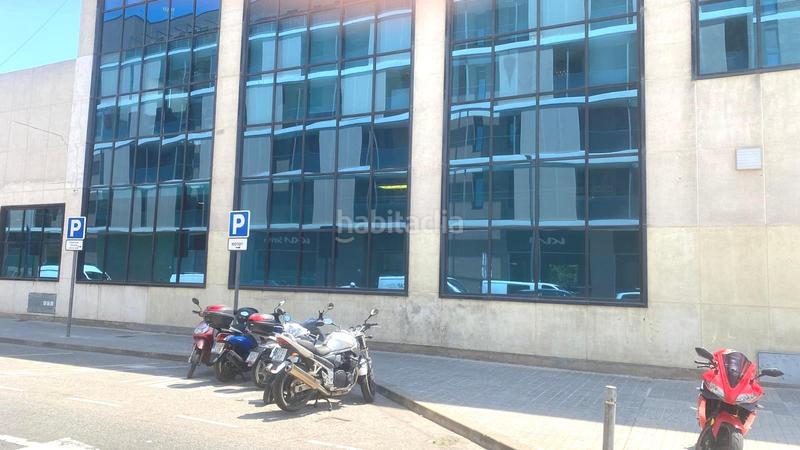 Foto a23ab475-2481-44b4-a300-4939e150e7c6. Rent industrial building in Centre Hospitalet de Llobregat (L´)