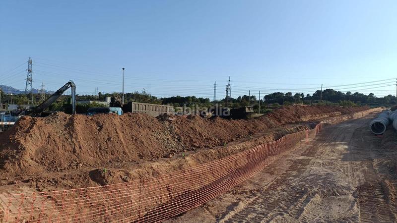 Foto c0bd84d1-1ac8-44e6-8823-b4fbaa62e49b. Terrain industriel dans carrer de torroella 1 dans Congost-Santa Caterina Manresa