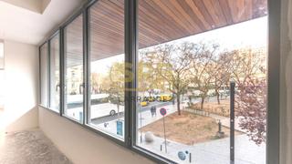 Lloguer Oficina a Plaça de lesseps 2438. Oficina en planta entresuelo, con acceso desde la calle, en perf