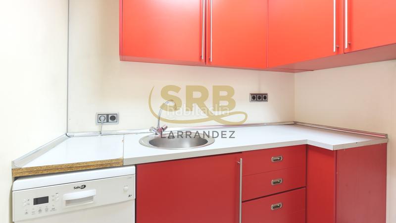 Foto 1d527f0f-3364-4d6c-91bd-40fbf1e03192. Lloguer oficina amb calefacció a Barri de les Corts Barcelona