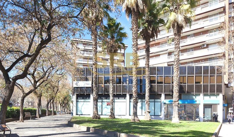 Foto bdb09519-fe81-46bb-9cf4-83474f44d8e4. Location bureau avec chauffage dans Barri de les Corts Barcelona