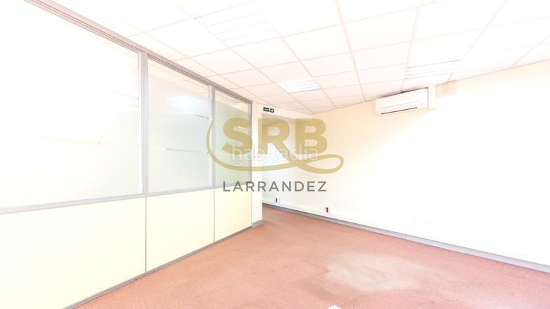 Foto df45ebf4-b754-4a24-9e03-b35cda8b0879. Location bureau avec chauffage dans Barri de les Corts Barcelona