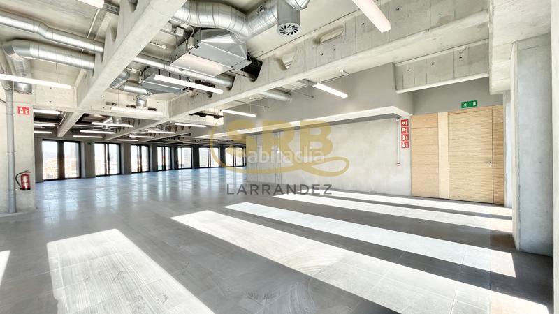 Foto 3bea9c73-69a5-46d9-9008-250813522042. Affitto ufficio con riscaldamento parcheggio in El Parc i la Llacuna del Poblenou Barcelona