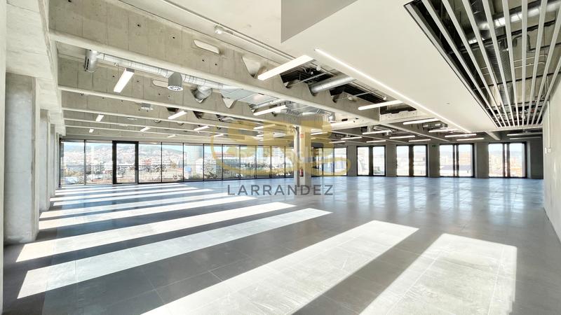Foto 021a50f5-dafc-43ad-9a35-f4eefb72acc2. Rent office space with heating parking in El Parc i la Llacuna del Poblenou Barcelona