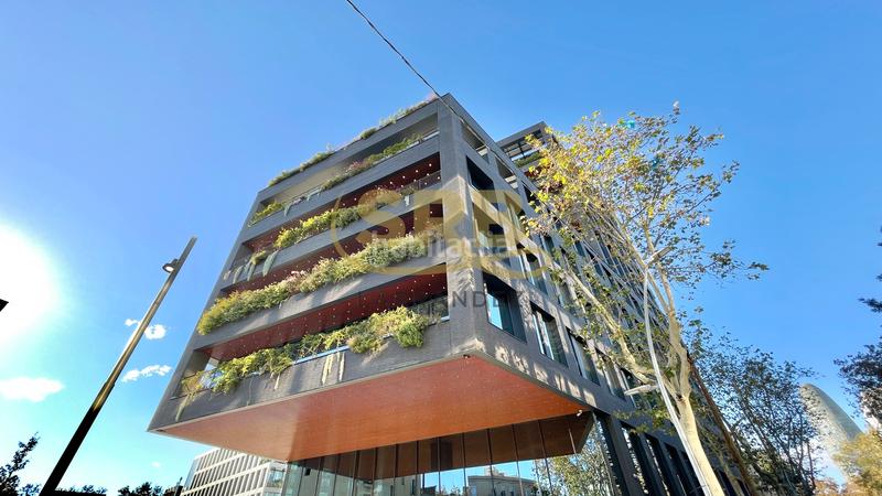 Foto 9b7e8ade-c1cb-4699-a249-1aa343bb2fd2. Rent office space with heating parking in El Parc i la Llacuna del Poblenou Barcelona