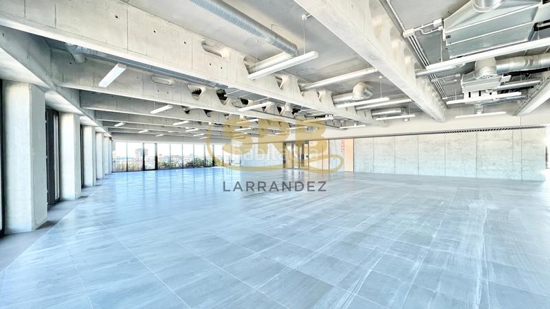 Foto b03d8b52-d79f-413a-8c4f-d563932acf0a. Rent office space with heating parking in El Parc i la Llacuna del Poblenou Barcelona