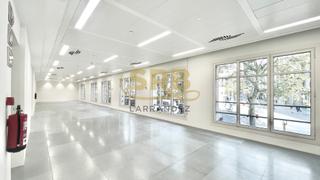 Rent Office space  Avinguda diagonal. Oficina en avda. diagonal, exterior y con mucha luz