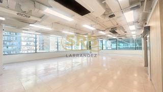 Alquiler Oficina  Carrer de la llacuna. Oficina con terraza en 22@. muy luminosa y diáfana